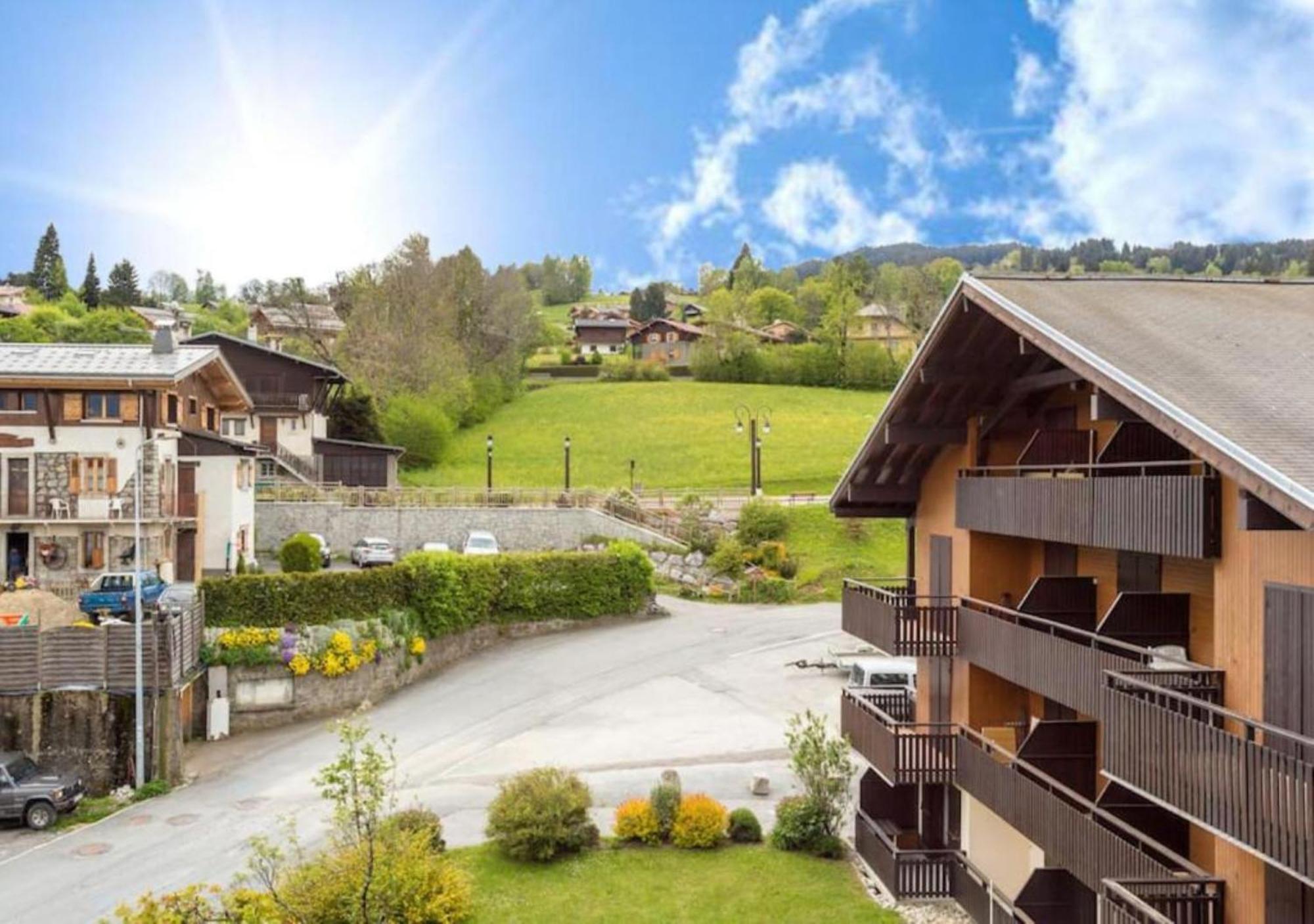 Les Aiguilles De Warens Aparthotel Combloux Exterior photo